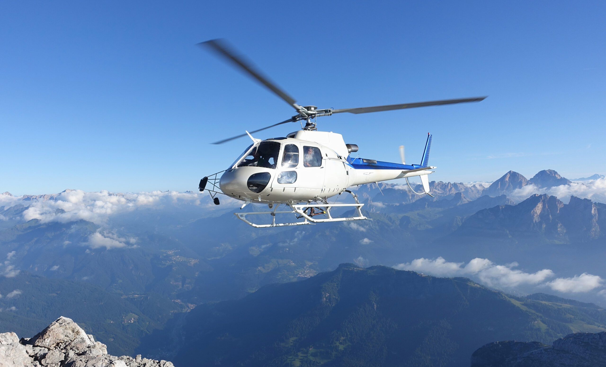 The best choice to do a helicopter tour in Switzerland